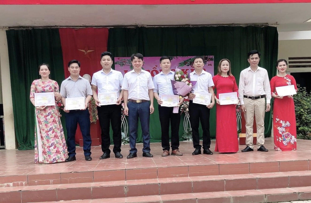 Trường PTDTBT Tiểu học Yên Cường tổ chức Lễ tổng kết năm học 2021 - 2022