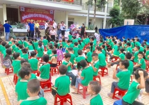 Chương trình thiện nguyện “Đồng hành cùng trẻ em vùng cao” tại xã Yên Cường